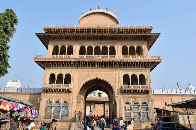 रंगनाथ मंदिर स्तम्भ वृंदावन |Rangnath Temple Vrindavan